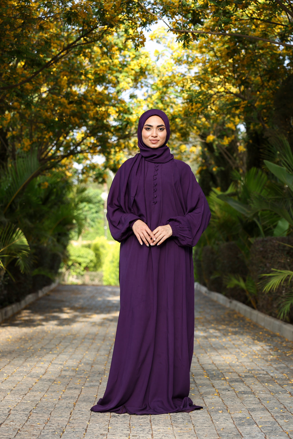 Hajar Isdal - إسدال هاچـر