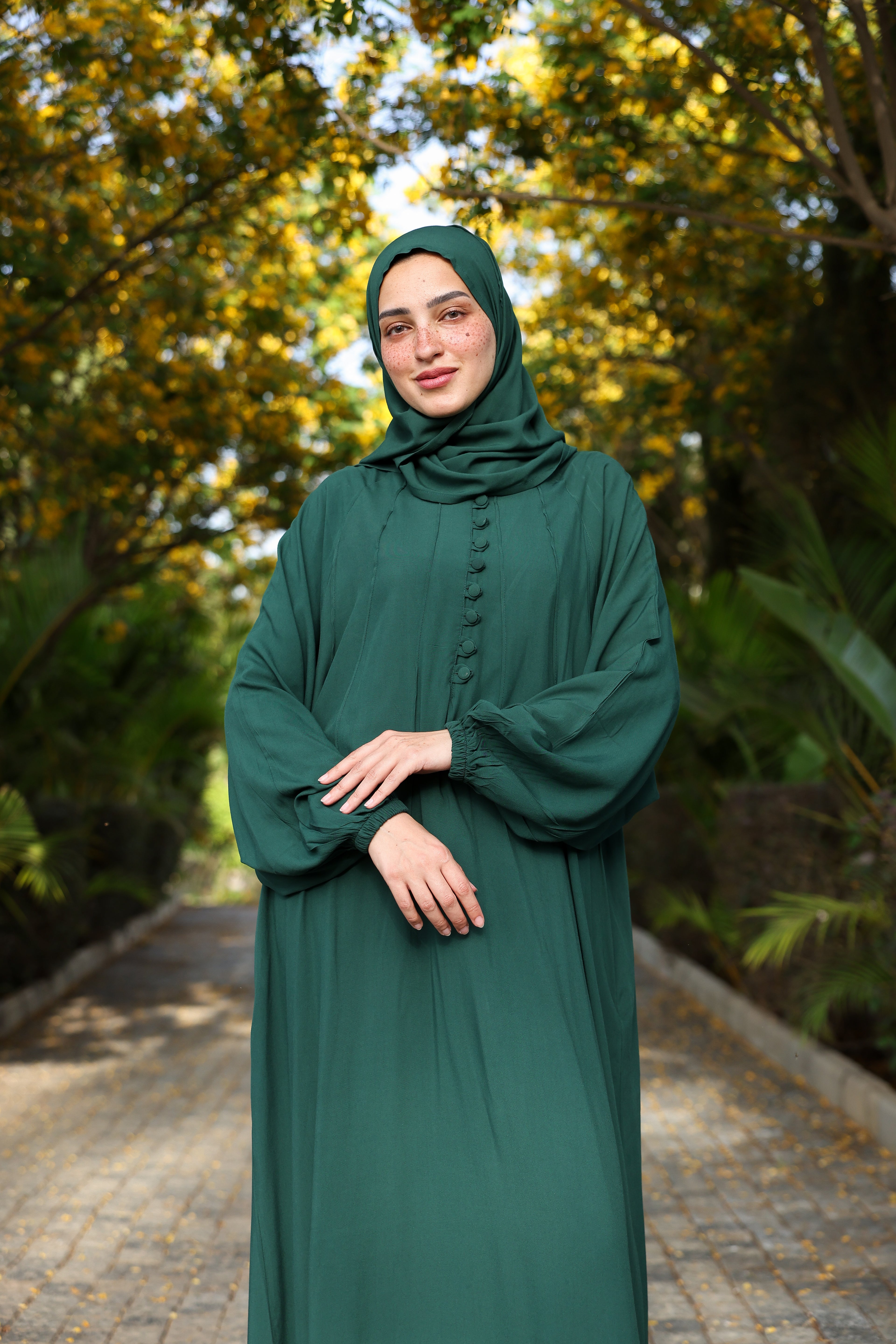 Hajar Isdal - إسدال هاچـر